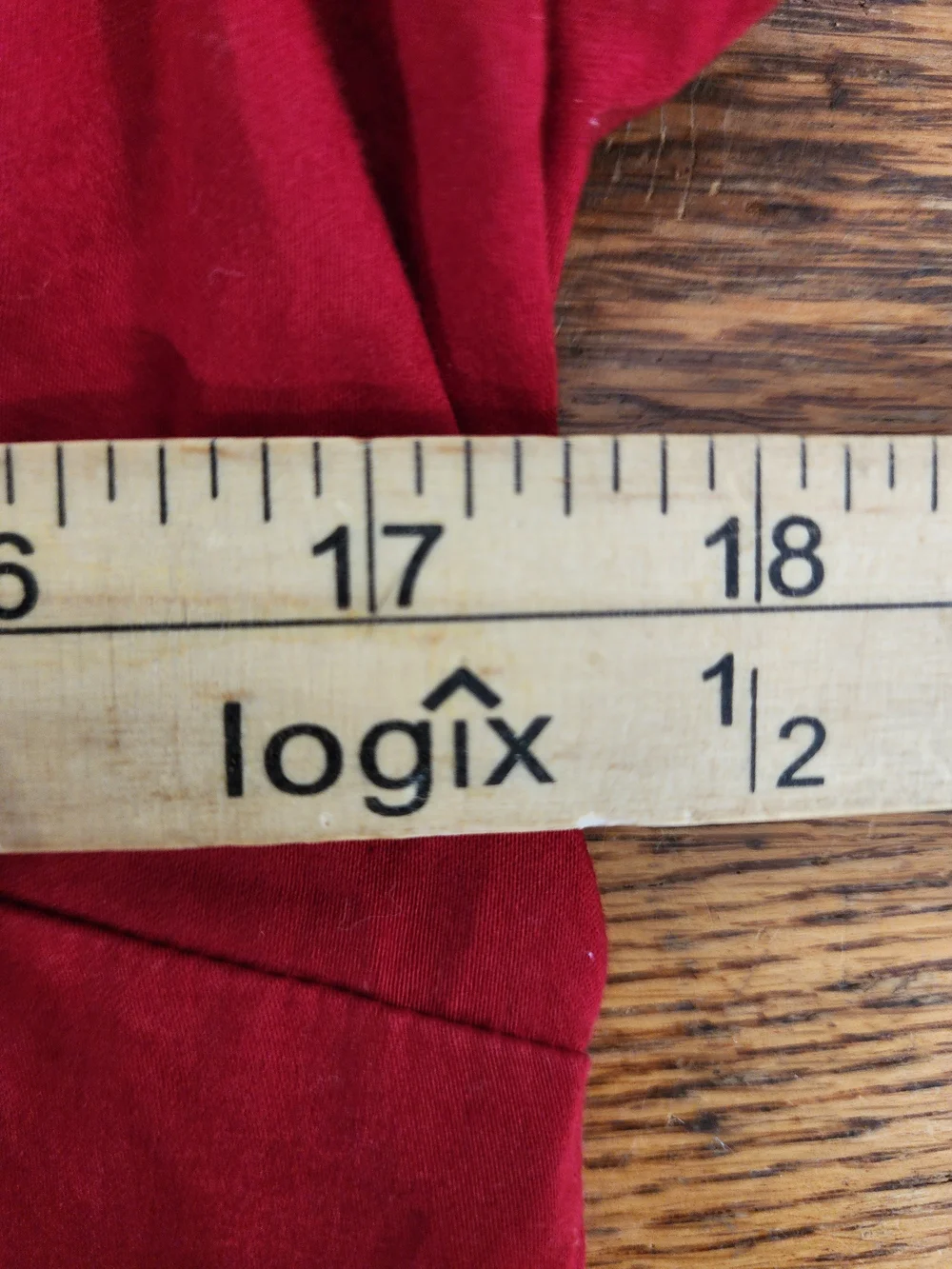 ANN TAYLOR Red Short-Sleeve Button-Front Shirt - Picture 6 of 7
